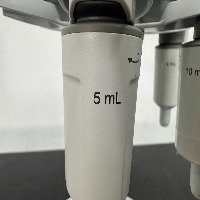 Eppendorf Research Plus Single Channel Pipettes and Stand image 2